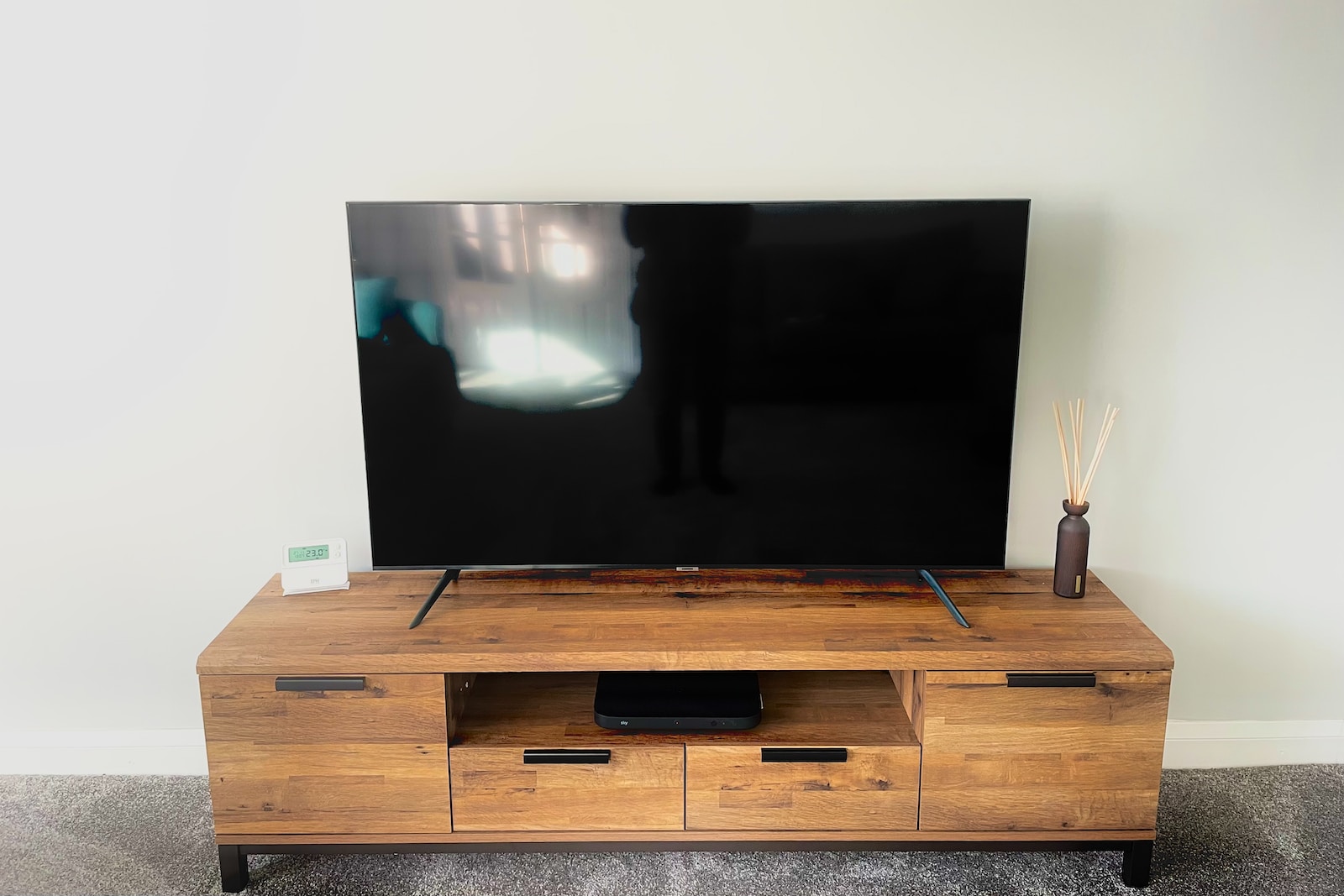 What Is The Best Height For A 65Inch TV Stand?